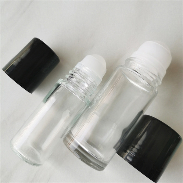 Quality Cylinder Shape Glass Roll On Bottle With Shinny Black Cap 15ml for sale