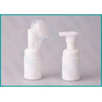 China 30 ML Round White Foam Soap Pump Bottle With Brush Head For Shaving Liquid factory
