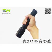 China Indoor Outdoor Heavy Duty Adjustable Focusing LED Flashlight IP64 Waterproof factory