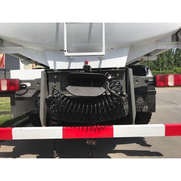 Quality 21000 Liters Sinotruk Howo A7 6x4 Fuel Tank Truck Lhd 4 Mm Tank Thickness for sale