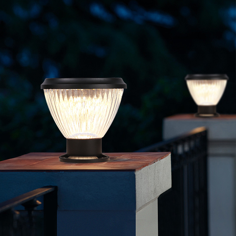 Quality Light Control IP65 Solar Pillar Light Easy Install Post Cap Lamp For Wood Fence for sale