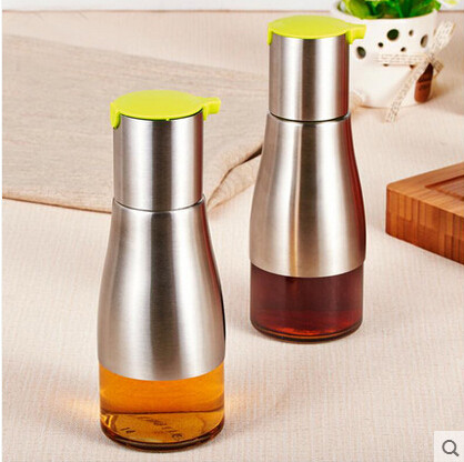 Quality 2015 New Design 2 Piece Glass Oil and Vinegar Bottle Set Stainless Steel Curet Set for sale