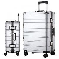 China Custom Trolley Suitcase Universal 4 Wheel Suitcases Carry On Luggage factory
