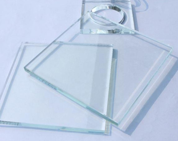 Quality Ultra Clear Tempered Float Glass with Low Iron for sale