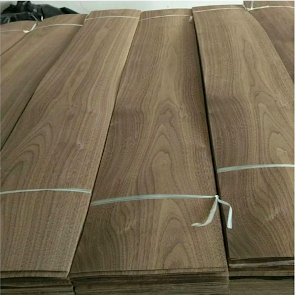 Quality ISO9001 Walnut Wood Veneer , 1220mm*2440mm Natural Wood Floor Veneer for sale