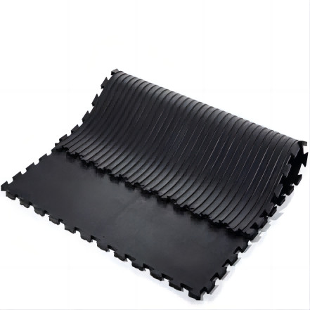 Quality Wear Resistant Interlocking Stable Mats Rubber OEM For Horse Stall for sale