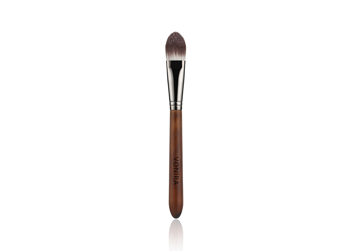China Synthetic Hair Tapered Liquid Cream Foundation Brush For Artist Makeup Tools factory