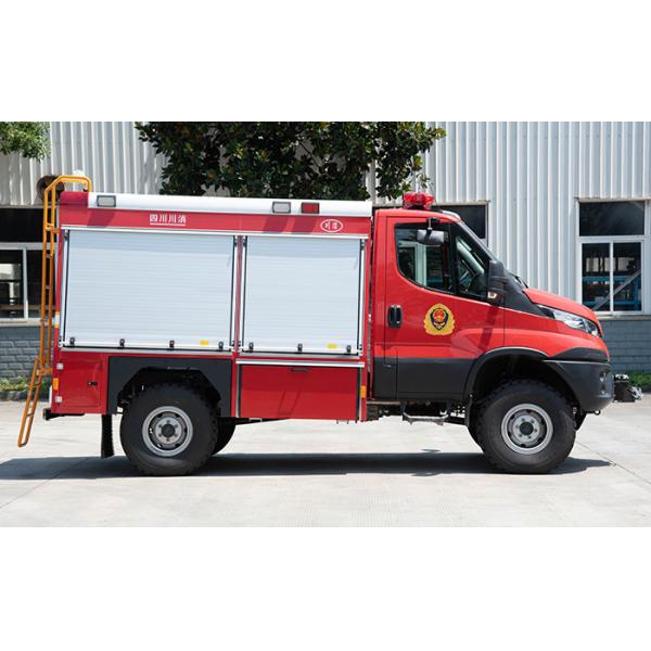 Quality 4x4 IVECO DAILY Rescue Fire Engine with CAFS Fire Extinguishing System for sale