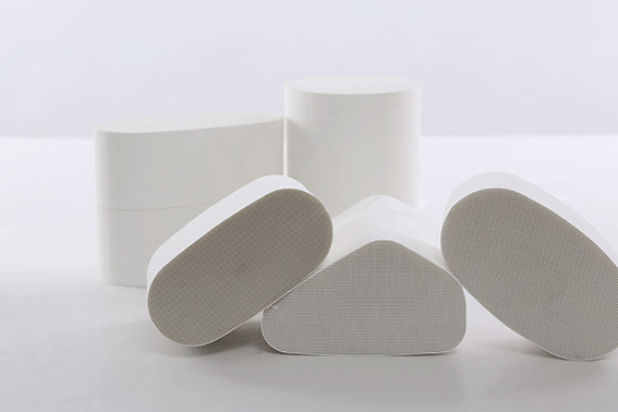 Quality Cordierite Honeycomb Ceramic Substrates for Exhaust Gas Purifier for sale