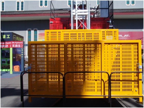 Quality SC200 Building Material Hoist/ construction elevator with VFD control/hot dip for sale