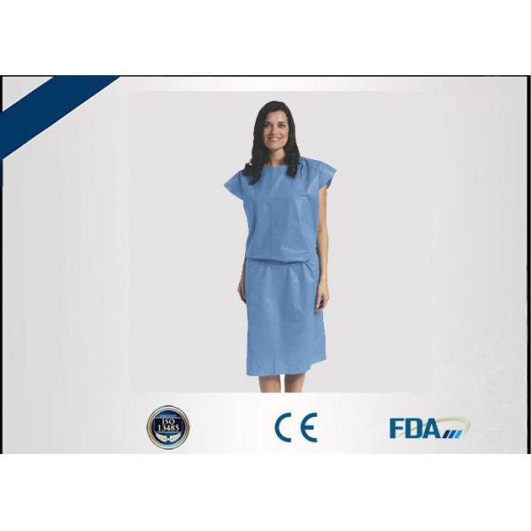 Quality High Tensile Strength Disposable Scrub Suits , Anti Permeate Blue Surgical Gown for sale