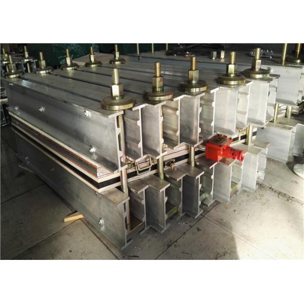 Quality Electronic Pump Conveyor Belt Vulcanizing Press Cooling System Build In Platens for sale