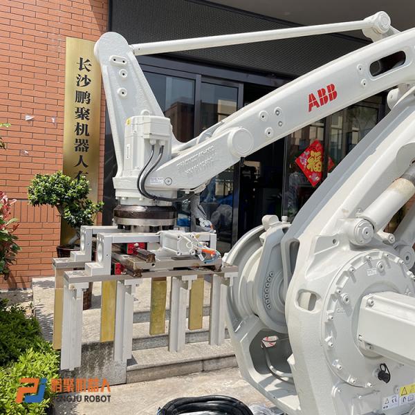 Quality Palletizing Used Robotic Arm ABB IRB660-250/3.15 Four Axis Industrial Robot for sale