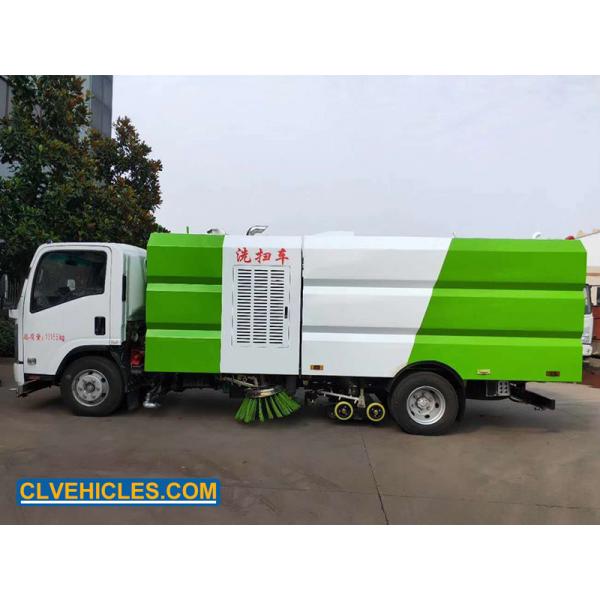 Quality ISUZU 700P 190hp Truck Mounted Road Sweeper 5000L Water Tank for sale