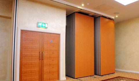 Quality Hotel Movable Acoustic Folding Partition Walls Sliding Wood Doors for sale