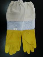 China Yellow Sheepskin Gloves For Beekeeping With White Ventilated Wrist White Cloth Sleeve factory