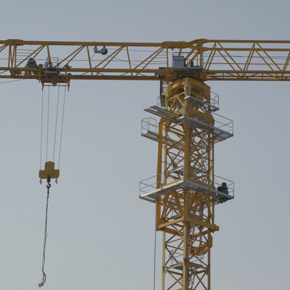 Quality Luffing Jib Hammer Head Tower Crane 6 Ton for sale