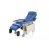 China Mechanical Blood Donor Bed , Manual Blood Donor Chair With Folding Leg Section factory