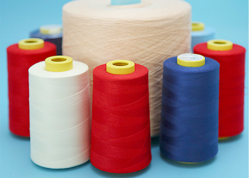 China Raw White Spun Polyester Yarn Dyed Bright Polyester Sewing Thread 40s/2 factory