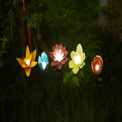 Quality Small Solar Flower Garden Ornaments Multicolor IP44 Solar Powered Metal Flowers for sale