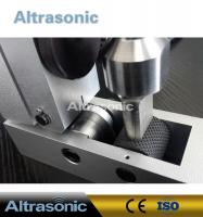 China 40khz Ultrasonic Sealing Equipment For Curtain Cutting with Lace or Smooth Horn factory