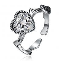 China 18K White Gold Moissanite Ring Custom Sterling Silver Diamond Ring for sale