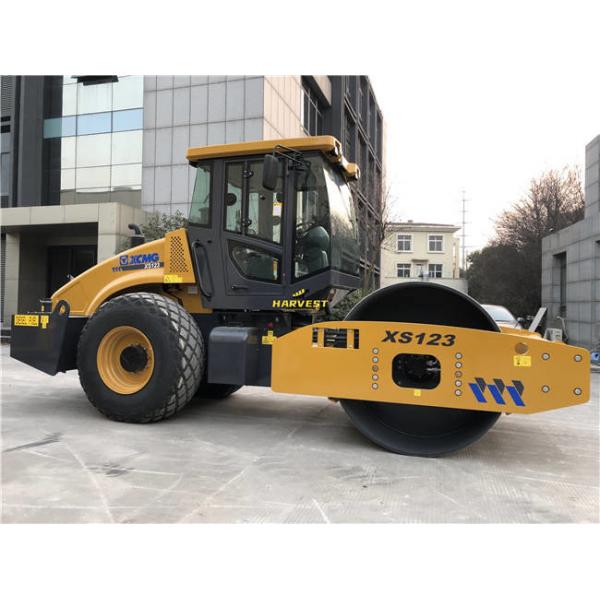 Quality XCMG 12 Ton XS123 Hydraulic Vibratory Driving Single Drum Road Roller for sale