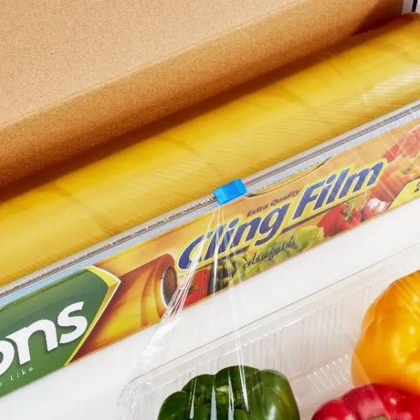 Quality Antistatic Clear Plastic Wrap Food Grade PVC Compostable Cling Wrap With Cutter for sale