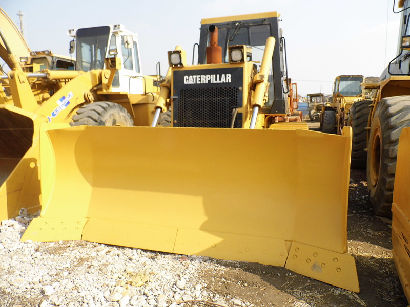 China CAT 3306 Engine Used CAT Bulldozer , D6G Old Cat Dozers New Track Shoes factory