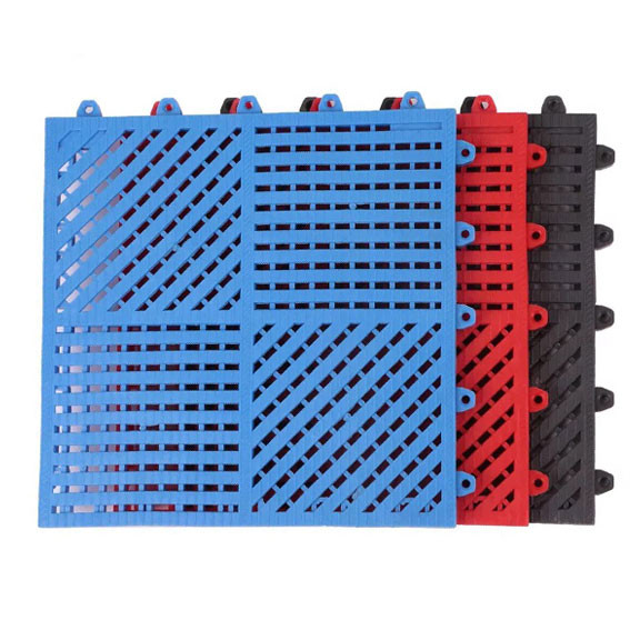 Quality 3800g/Sqm 25cm*25cm PVC Interlocking Floor Tiles Anti Skid Modular Drainage Mats for sale