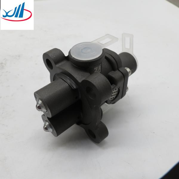 Quality Double H Valve Sinotruk Howo Parts WG2203250003 Truck Double H Valve Assembly for sale