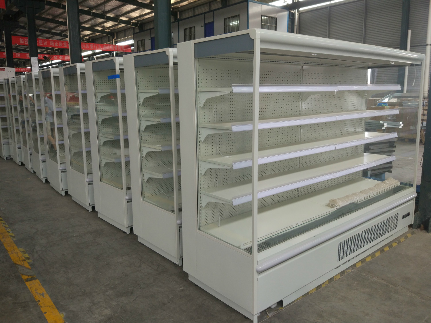 China Vertical Commercial Supermarket Display Refrigerator For Dairy , Milk , Cheese factory