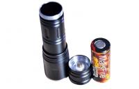 China high lumen Super bright Camping LED Zoom Flashlight with battery factory