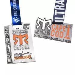 Quality ISO9001 Metal Custom Logo Medals Wearproof Polished Running Ironman Triathlon for sale