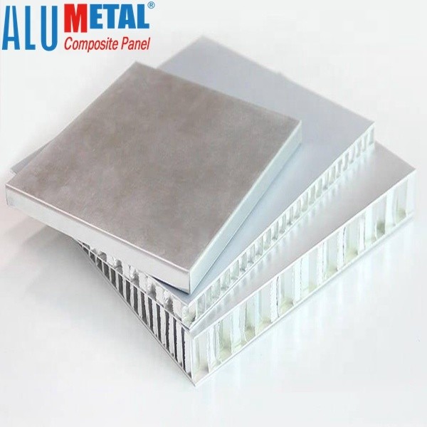 China PVDF 4mm Aluminium Plastic Honeycomb Composite Panels Soundproof 5052 1570mm factory
