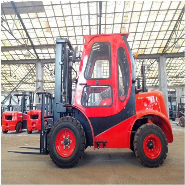 Quality 4 x 4Wd Small All Rough Terrain Forklift 1800Kg Hydraulic Truck Customized Color for sale