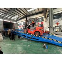 China Mobile Container Load Ramp Manual Hydraulic Lift Table With Motor Gear Mobile Boarding Bridge Forklift Ramp factory