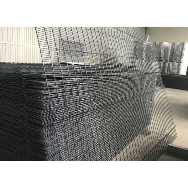 Quality Electro Galvanized Metal Safety Fence 76.2*12.7mm Anti Theft Fencing for sale
