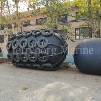 China ISO17357 Floating Pneumatic Yokohama Type STS Rubber Fender For Boat factory