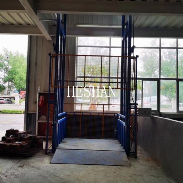 Quality Construction Material Cargo Lift Elevator Vertical Hydraulic Goods Elevator 3000kg for sale