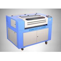 China Small Desktop Co2 Laser Engraver 40w Water Cooling Protection System For Leather Cutting factory