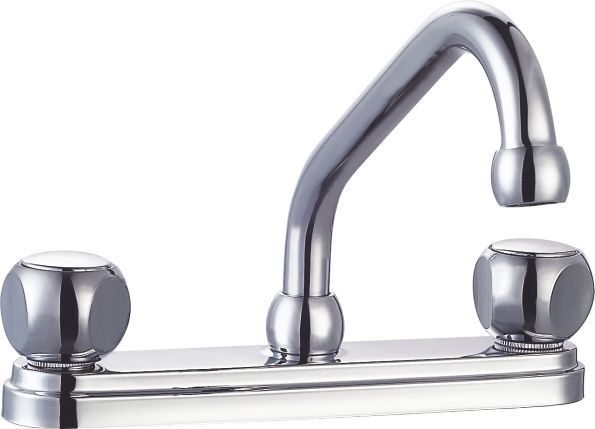 Quality 360 Degree Swivel Chrome 2 Handle Kitchen Faucet OEM ODM for sale