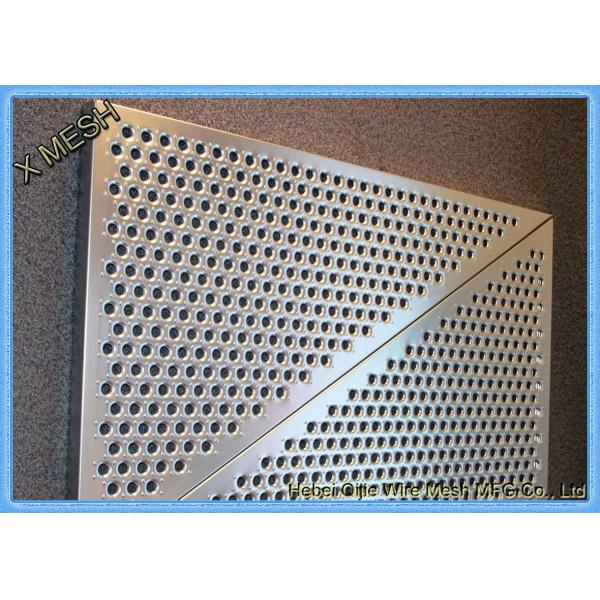 Quality Anti Skid 6061 Aluminum Perforated Metal Sheet Mesh / Low carbon Punch Steel Plate With Holes for sale