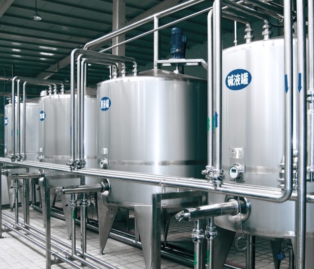 China Sanitary Dairy Production Line / Stainless Steel Milk Tank Customized Dimension factory