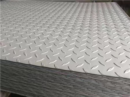 Quality Exquisite Anti Corrosion Pattern Steel Plate Ss Chequered Plate 800mm for sale