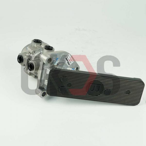 Quality 241-02904 CK450 CW520 Foot Brake Master Cylinder for sale