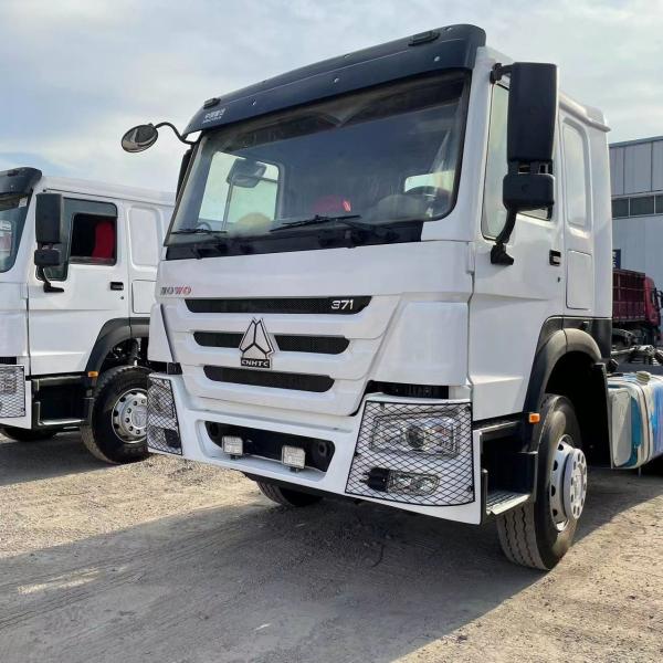 Quality Manual Transmission Used Tractor Trailers With 2014-2019 Manufacture Howo 6x4 Drive for sale