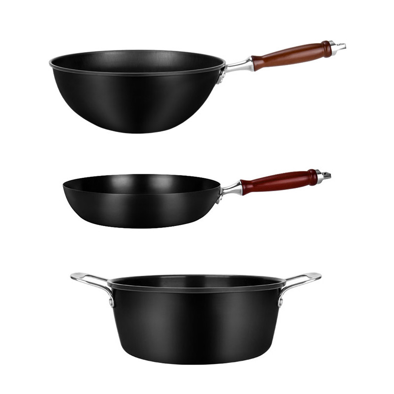 China Toxic Free 3 Piece Cookware Set Frying Pan Set 1.65kg 10cm Carbon Steel factory