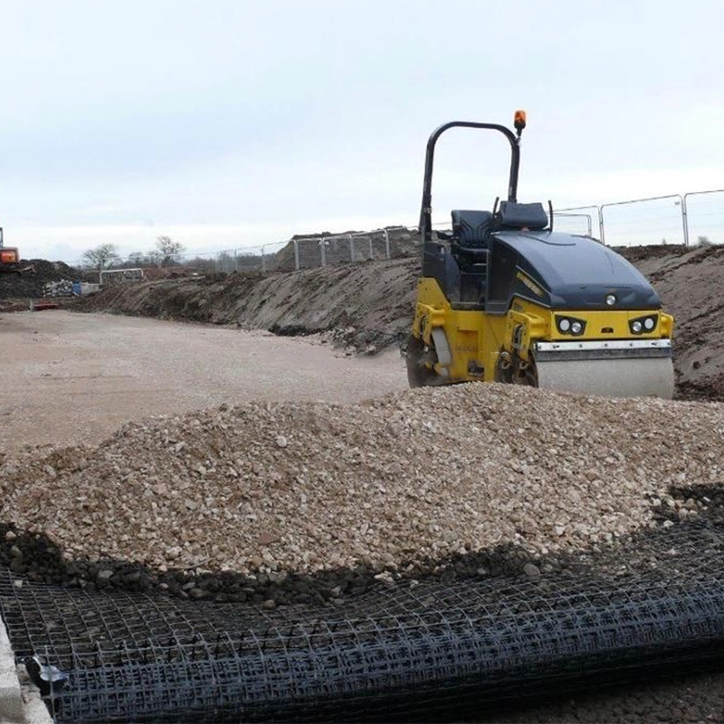 Factory ISO Soil Slope Walls Reinforcement High Strength Polyester Black Geogrid 50-50kn Gravel Grid