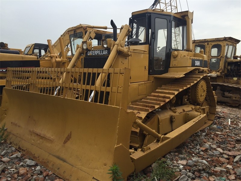China D6 Dozer Earthing Moving Equipment Used Cat Bulldozer D6H For Sale , Caterpillar Bulldozer for sale